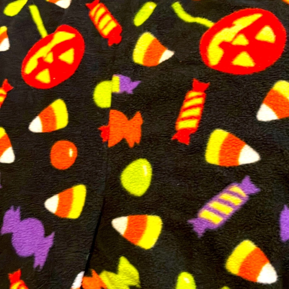 Long sweatpants, medium 8 to 10 Halloween pants